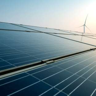 Investitionen in nEE im Ausland bleiben attraktiver.