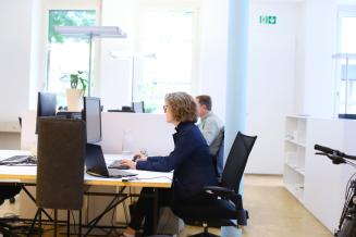 Energieeffiziente Geräte an der Arbeit