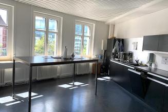 Effiziente Geräte an der Arbeit für minimalen Stromverbrauch